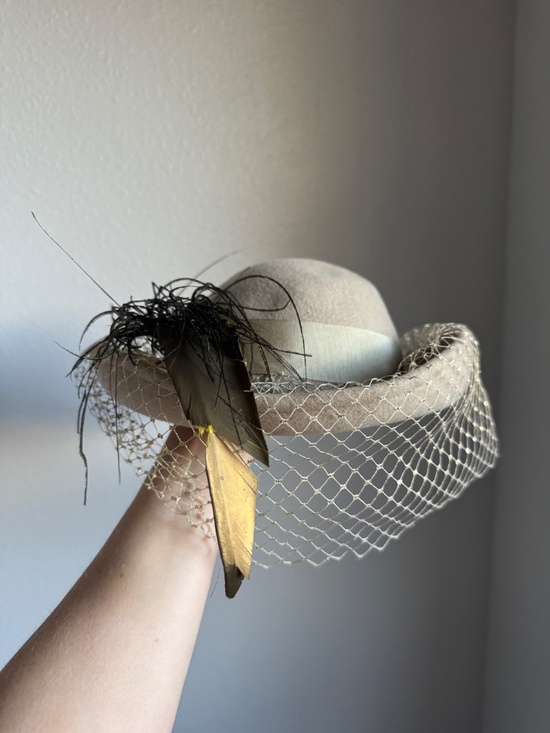 Vintage Mr. John Beige Brown Wool Felt Feather Veiled Hat Fascinator main image 13
